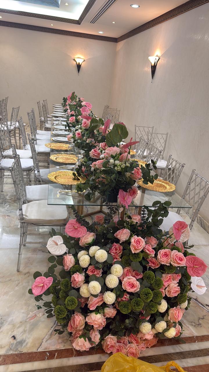 طاولة عشاء أو وليمة منسقة في الرياض — لقطة أرشيفية 10 من أعمال لمسه ذوق في الرياض