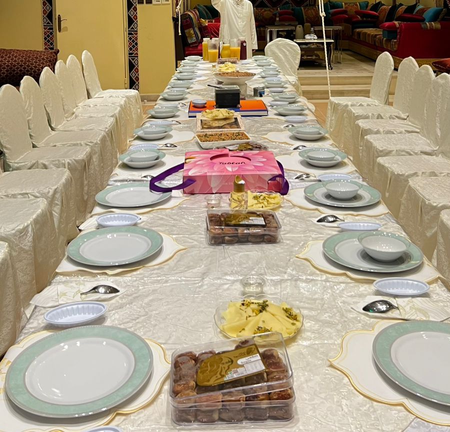 منصة كوش وتقديم عروسين في قاعة بالرياض — لقطة أرشيفية 10 من أعمال لمسه ذوق في الرياض