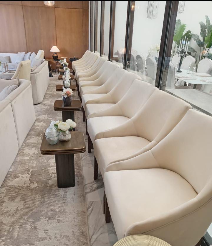 جلوس ملكي أو كراسي ضيافة في مناسبة بالرياض — لقطة أرشيفية 6 من أعمال لمسه ذوق في الرياض