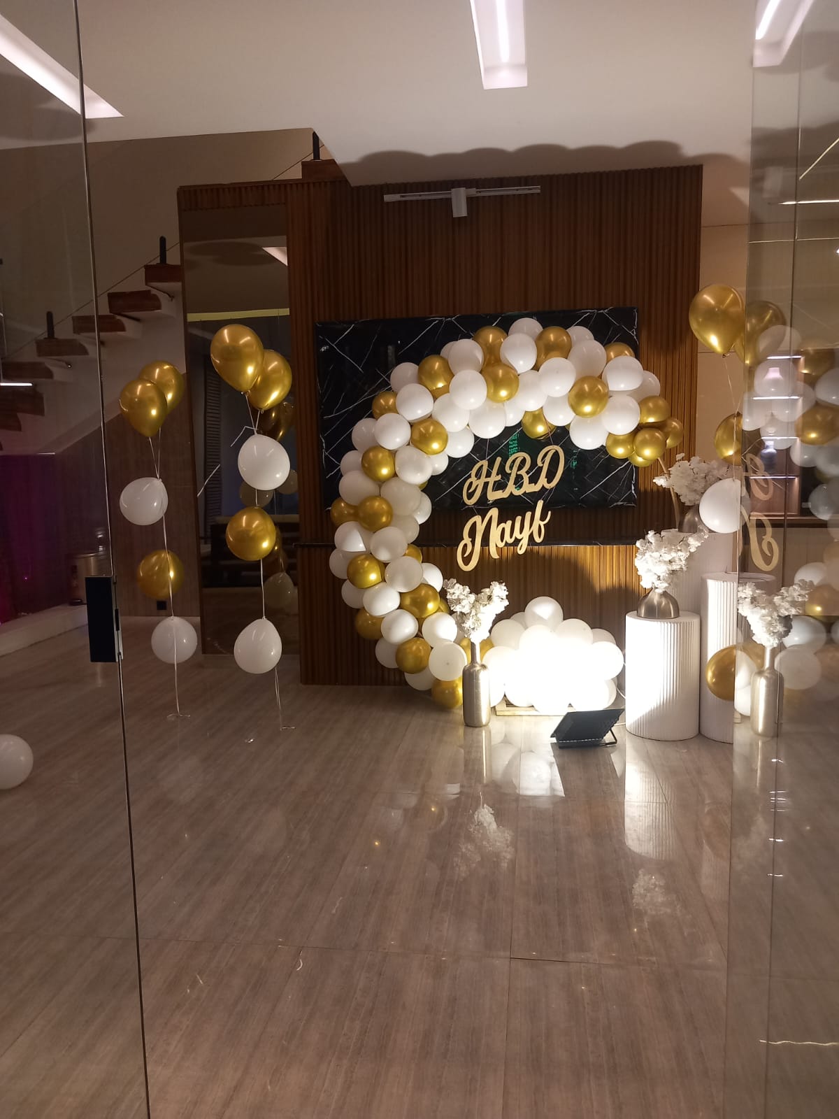 مدخل قاعة أو استقبال ضيوف وتجهيز أفراح في الرياض — لقطة أرشيفية 7 من أعمال لمسه ذوق في الرياض